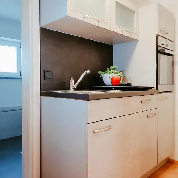 Ferienwohnung Krämer bei Rothenburg ob der Tauber、Gebsattelのホテル