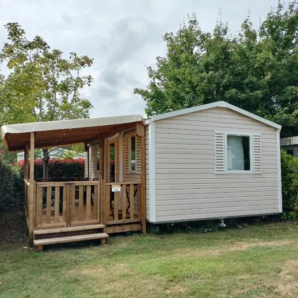 Mobil-Home Location de Vacances, hotel in Talmont