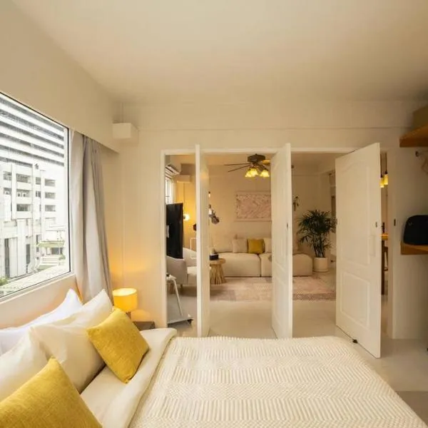 Cozy 2-bedroom apartment in Silom city center - 6A, hotel i Bang Rak