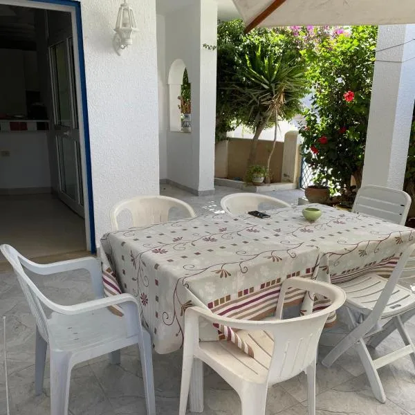 Évasion en bord de mer, hotel en Nabeul