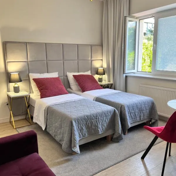 Apartamenty Pokoje Willa Bielany, hotel ve Varšavě