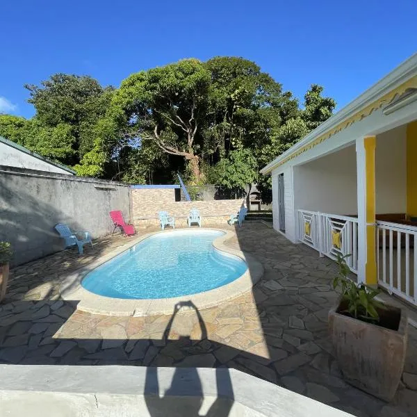 Ti kaz a Krol et Harry, hotel in Sainte-Rose