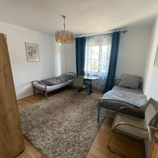 Mounterenhaus - Zimmer in Finow Eberswalde, Hotel in Eberswalde