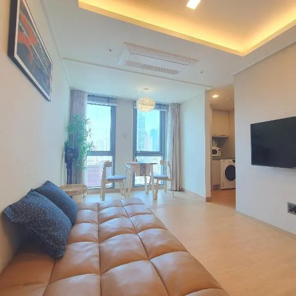 Haeundae Ocean Family, hotel in Busan