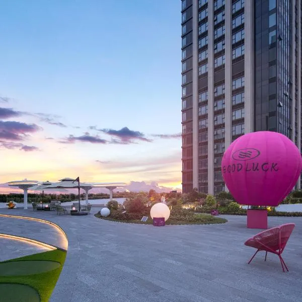 Crowne Plaza Hangzhou Qiantang, отель в Ханчжоу