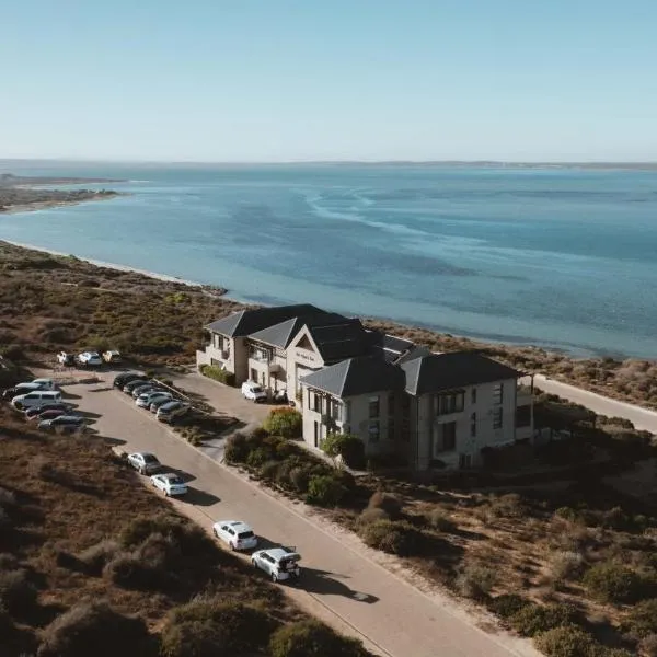 The Shark Bay Boutique Hotel & Spa, hotel in Langebaan