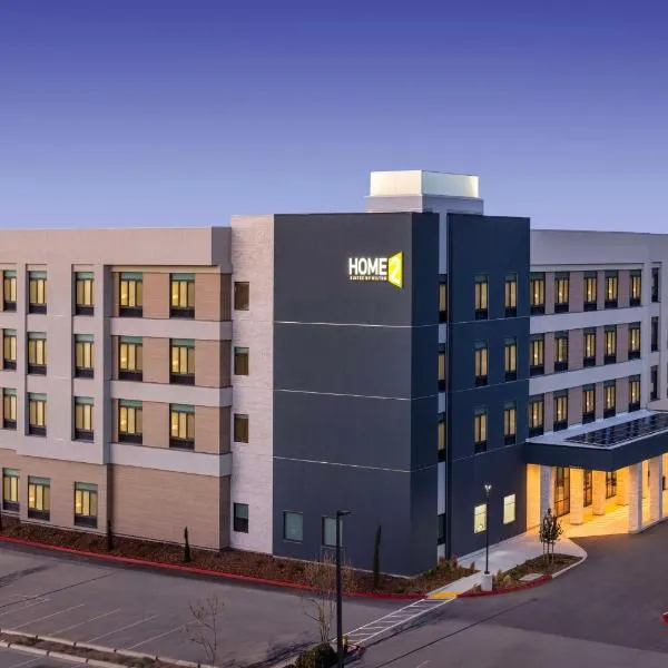 Home2 Suites By Hilton Marina, hotel di Marina