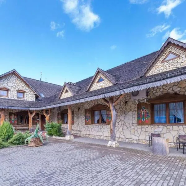 Jaś i Małgosia, ξενοδοχείο σε Poraj