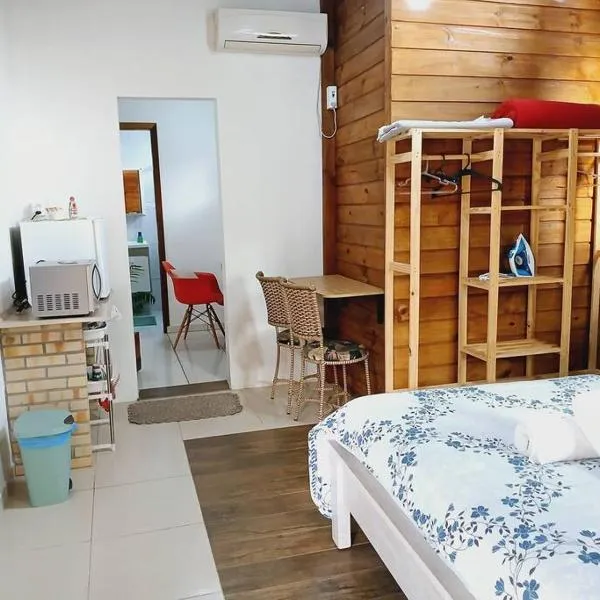 Suíte 77 privativa , há 11km da vila germânica, hotel en Blumenau