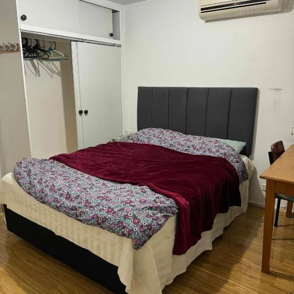 Springvale Couple Room for Rent、Springvale Southのホテル