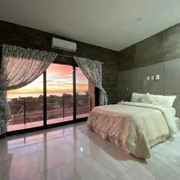 STELLA MARIS Boutique Hotel, hotel i El Sargento