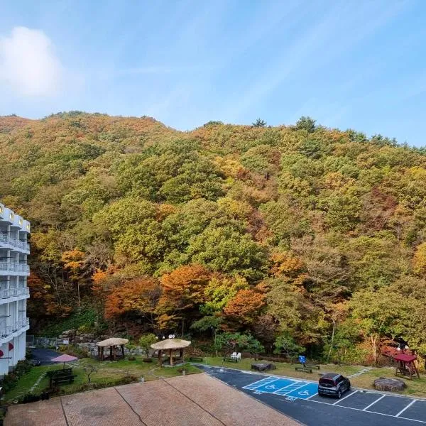 Gurye Junsung Resort, hotel in Gurye