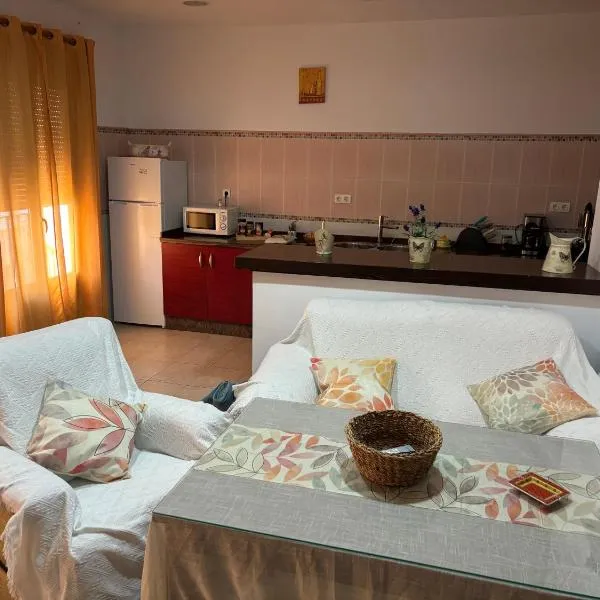 Apartamentos La alberca 2, hotel in Aracena