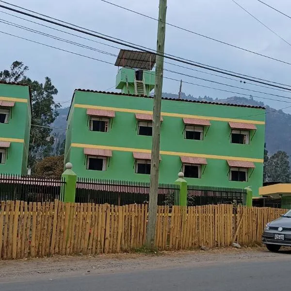 Hotel COMTUCAR, hotel en Carhuaz