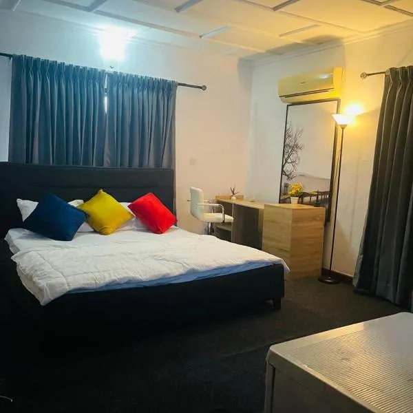 Kath'shub, hotel en Lagos