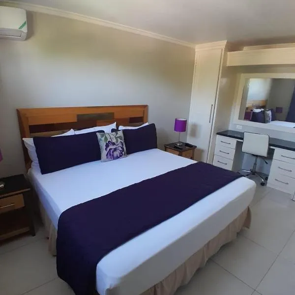 Contemporary One Bedroom at Sandcastles, ξενοδοχείο σε Ocho Rios