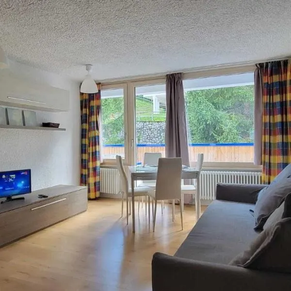 Appartamento Pian dei Mughi Marilleva 1400, hotel v destinaci Marilleva