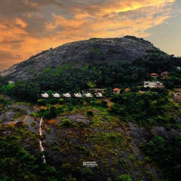 Mount Xanadu Resorts，位于安巴拉瓦亚尔的酒店