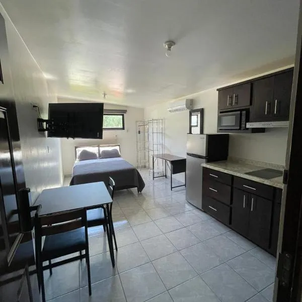 Estudios OM, Hotel in Magdalena de Kino