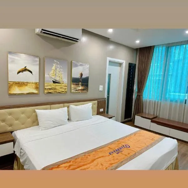 EVEREST HOTEL, hotel v Hanoji