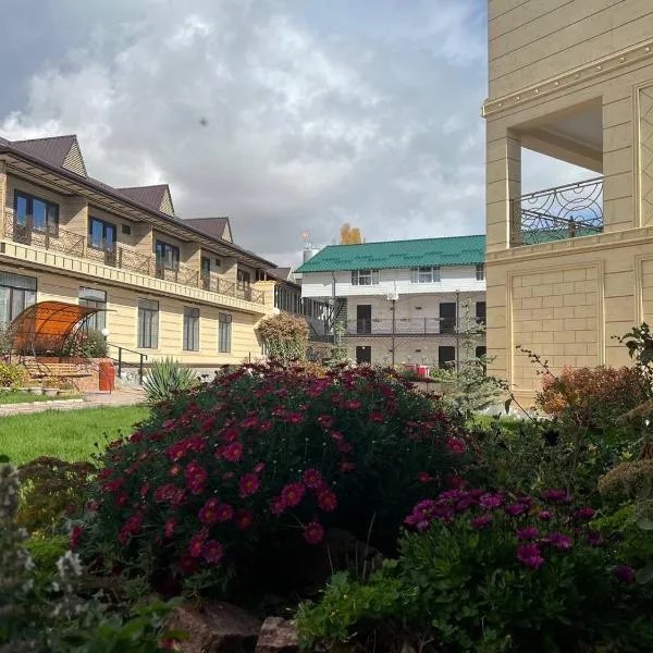 Sunny Beach Hotel โรงแรมในโชลปอน-อาตา