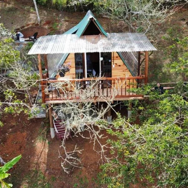 Cabaña Dapa para parejas, hotel in Yumbo