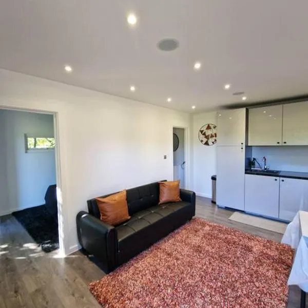 Deluxe Cabin wrapped by nature、ダートフォードのホテル