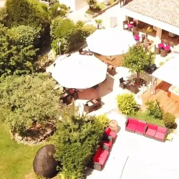 La madone, hotel a La Tour-dʼAigues