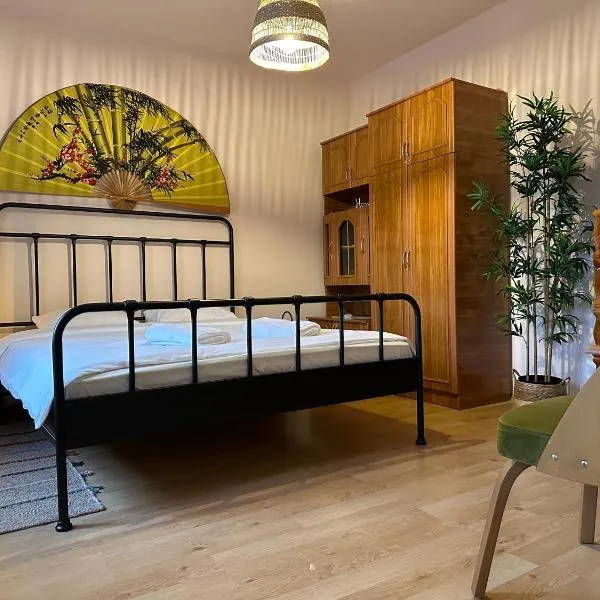 Home and Garden EuroVelo 6, hotel in Călăraşi