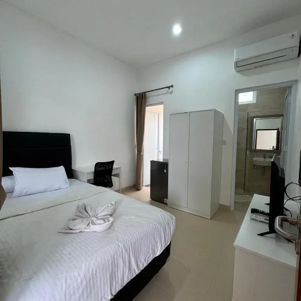 Kokomodo Kostel, hotel in Labuan Bajo