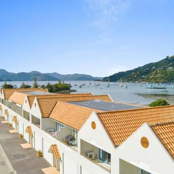Unit 8 Waterfront Holiday Home, hotel in Waikawa