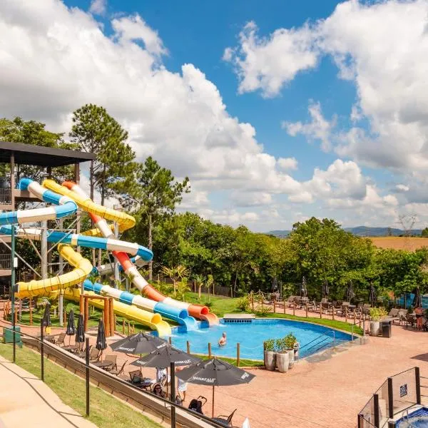 Monreale Resort Parque Aquático, hótel í Poços de Caldas
