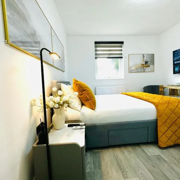 Ensuite Luxury Bedroom In Purfleet，位于珀弗利特的酒店