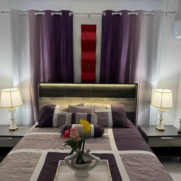 Casa Mi Luz Ilumina tu Estancia con Elegancia y Confort en San Juan, Hotel in San Juan