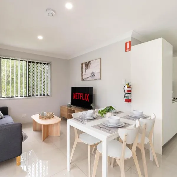 Smart Suites Self Check-in Apartments - Freney Park Disk Golf Course, hotel in Brisbane