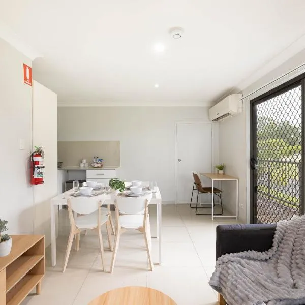 Smart Suites Self Check-in Apartments - Freney Park Disk Golf Course, hotel in Brisbane