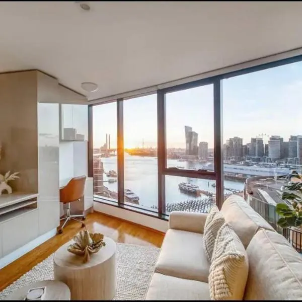 Breathtaking Harbour Views, hotel in Melbourne