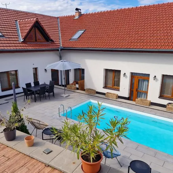 Summerhouse penzion Bavory, ξενοδοχείο σε Bavory