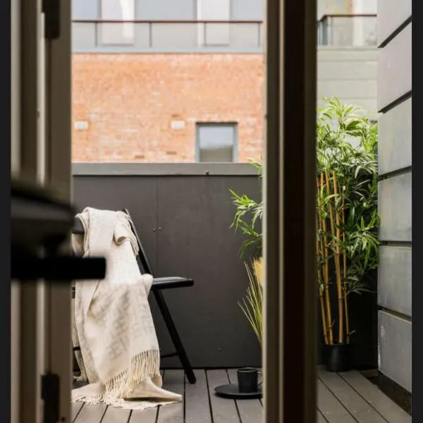 Large room with Balcony - Heisenberg Condo, hotel v destinaci Stavanger