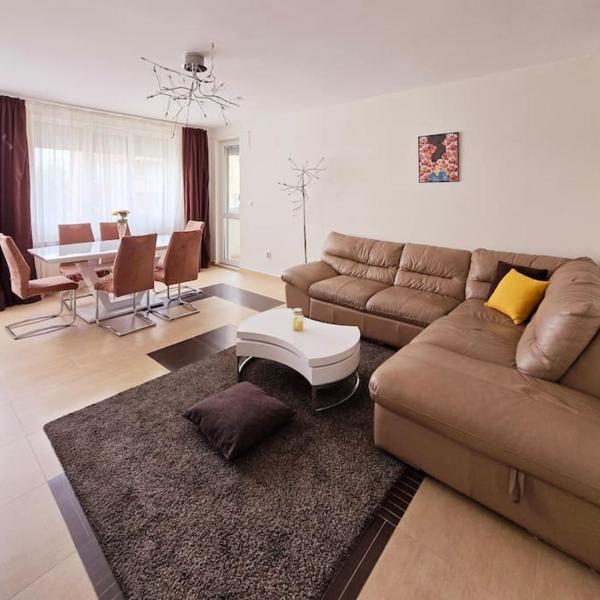 Family Suite, Sofie