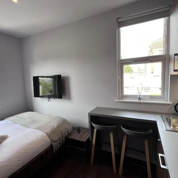 London Studio Retreat - Colney Hatch Lane, hotel in London