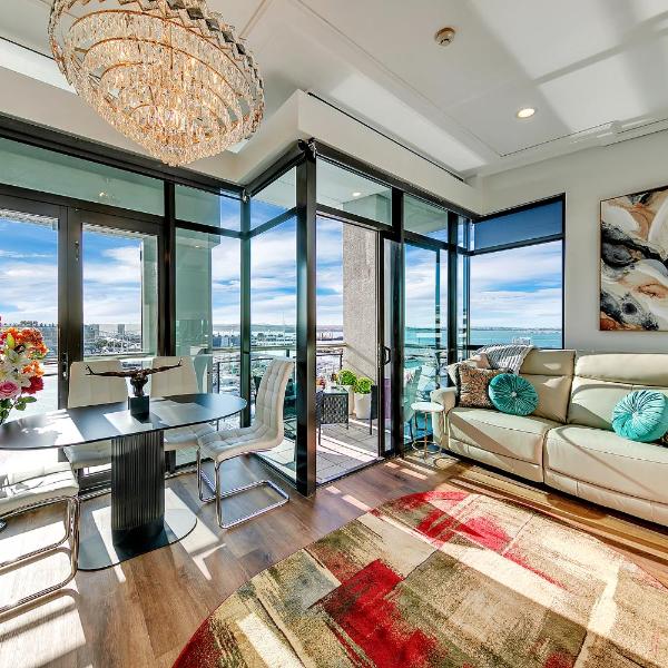 Penthouse Crown, Auckland