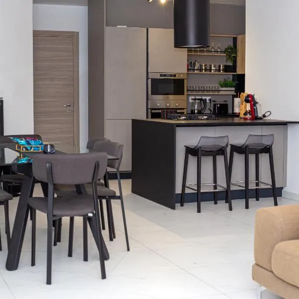 Modern Hennessy Apartment、セントジュリアンズのホテル