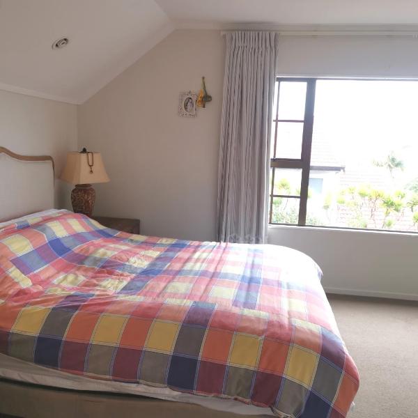 Master Bed with Seaview, Auckland