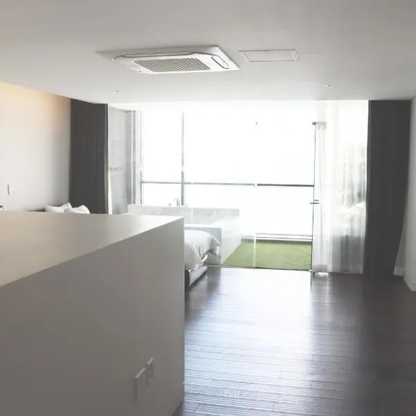 ACC Design Hotel, hotel in Gwangju