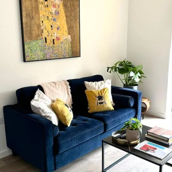 Luxury apartment by Arts Hotels, hotel in London