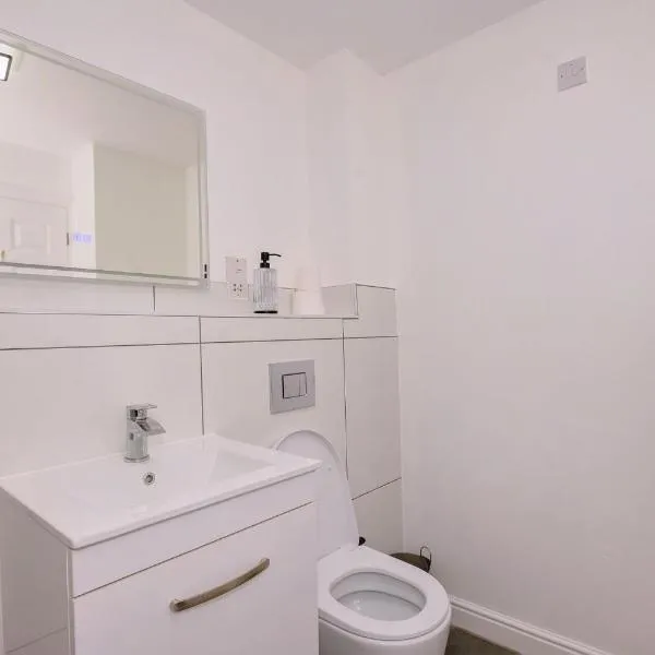 Bright apartment, hotel in London