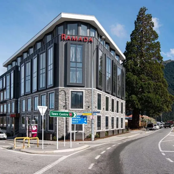 Ramada by Wyndham Queenstown Central, hotel em Queenstown