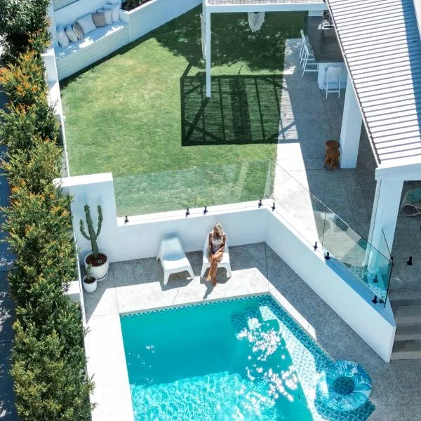 Turquoise Waters Retreat, hotel in Perth