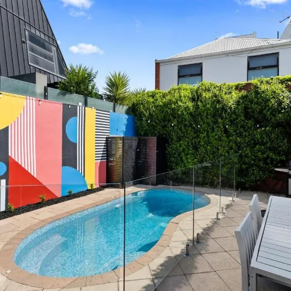 Port Paradiso, hotel v Melbournu